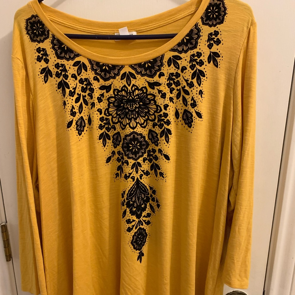 Westport yellow and black t-shirt size 3X